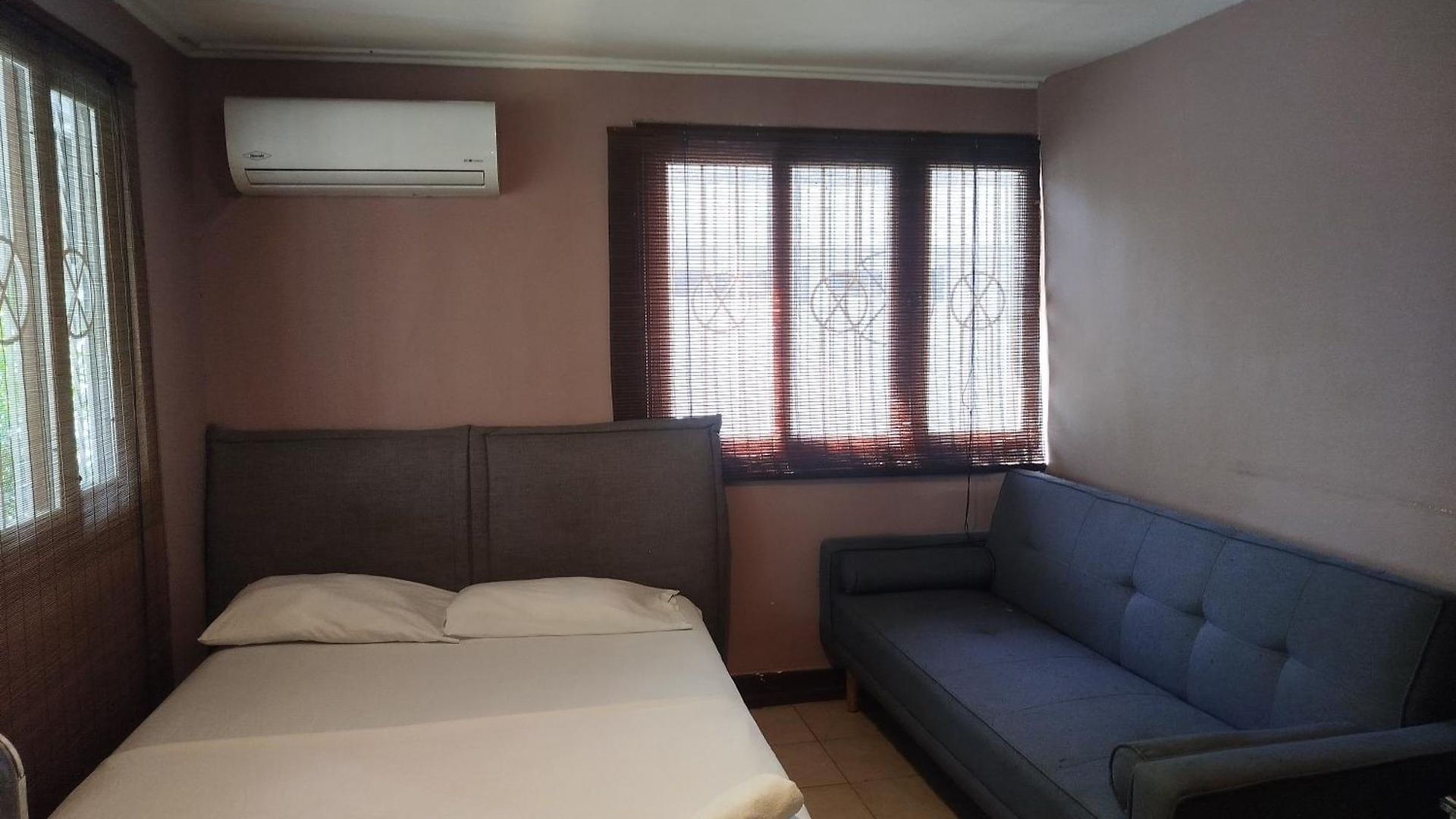 Hotel Milan *