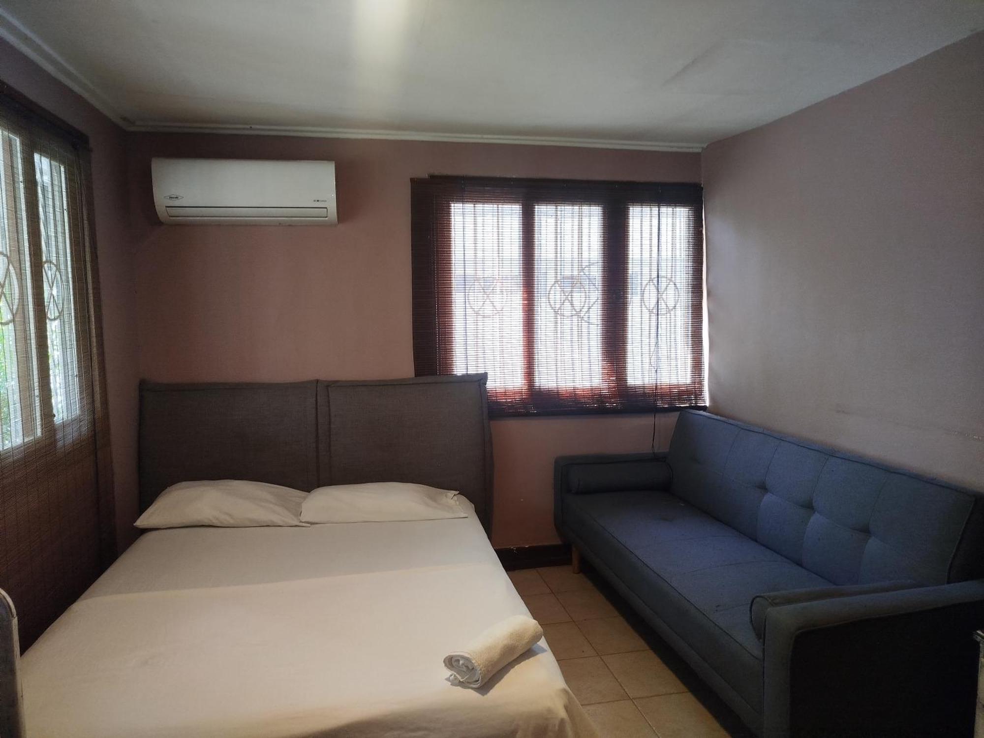 Hotel Milan *